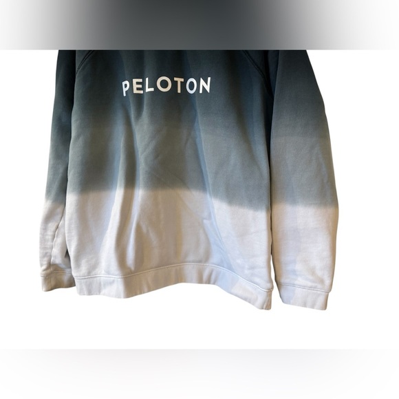 PELOTON Ombre Classic Crewneck Sweatshirt Size L - Picture 4 of 11